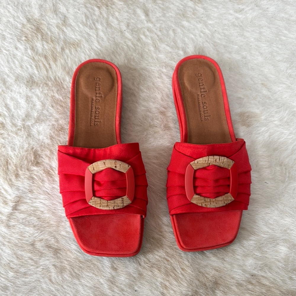Gentle Souls Women's Red Slide Sandals